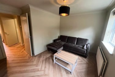 2 bed house, Adam Dale, City Centre, Loughborough, LE113HD - Image 1