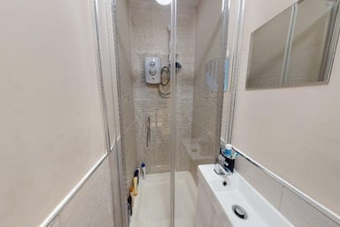 6 bed house, Claude Street, Dunkirk, Nottingham, NG72LA - Image 4