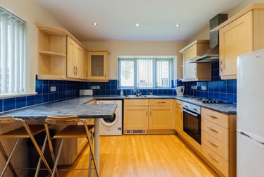 2 bed house, Barnsdale Close, City Centre, Loughborough, LE115AN - Image 3