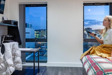 Deluxe River Studio at OPTO, City Road, City Centre, Newcastle, NE12AQ - Image 1