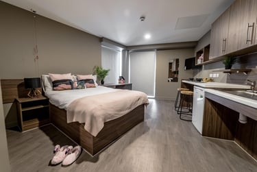 Premium Tower Studio - Image 2