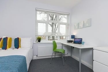 5 bed house, Beeston Road, Dunkirk, Nottingham, NG72JQ - Image 4