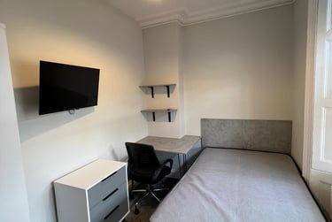 1 bed house, Pitville Place, Redland, Bristol, BS66JZ - Image 5