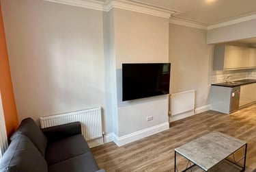 1 bed house, Pitville Place, Redland, Bristol, BS66JZ - Image 1
