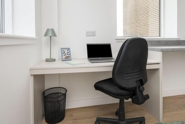 Premium Studio at Discovery Studios, Greenmarket, West End, Dundee, DD14AJ - Image 3