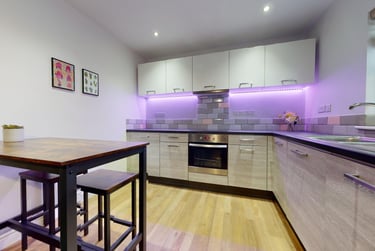 1 bed house, Park Street, City Centre, Loughborough, LE112EG - Image 3