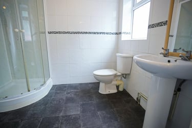 8 bed house, Derby Road, City Centre, Loughborough, LE115AG - Image 11