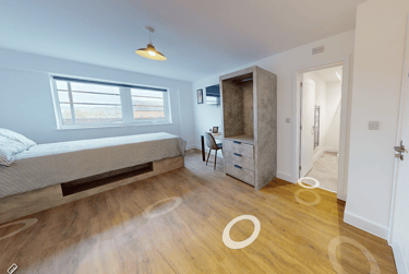 1 bed house, Lemyngton Street, City Centre, Loughborough, LE111UH - Image 1