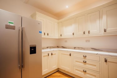 6 bed house, Victoria Street, City Centre, Loughborough, LE112EN - Image 2