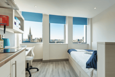 Premium Studio at Mercury House, St Peters Road, Central, Bournemouth, BH12NT - Image 1