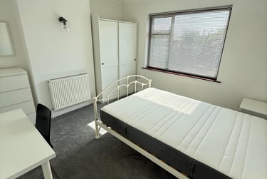 2 bed house, Nanpantan Road, Shelthorpe, Loughborough, LE113SU - Image 4