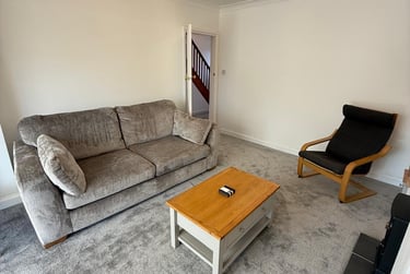 2 bed house, Nanpantan Road, Shelthorpe, Loughborough, LE113SU - Image 1