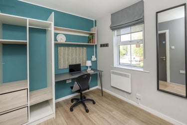 Classic 1 Bed Apartment at Emily Davies, Western Esplanade, Portswood, Southampton, SO152PU - Image 3