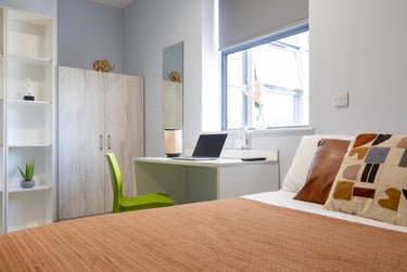 Platinum Accessible Studio at Archer House, Castle Gate, Lace Market, Nottingham, NG17AW - Image 2