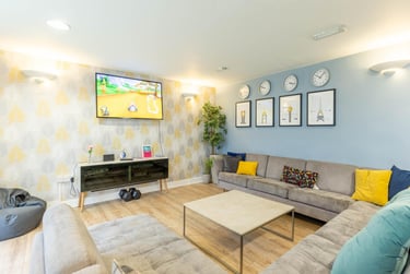 Classic Studio at Iron Bridge Studios, Lower North Street, Pennsylvania, Exeter, EX43EU - Image 13