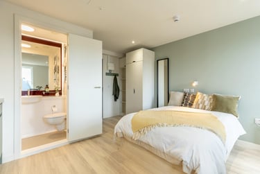 Classic Studio Plus at Parklands, 63 Brown Street, West End, Dundee, DD15AQ - Image 2