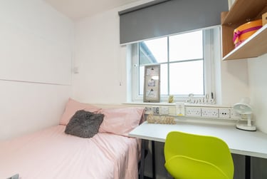 Non Ensuite - Silver at Lucia Foster Welch, Royal Crescent Road, Portswood, Southampton, SO143ZP - Image 5