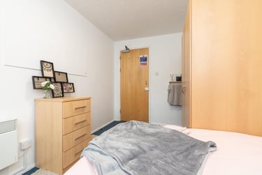 Non Ensuite - Silver at Lucia Foster Welch, Royal Crescent Road, Portswood, Southampton, SO143ZP - Image 7