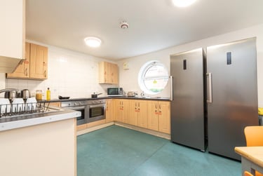 Non Ensuite - Silver at Lucia Foster Welch, Royal Crescent Road, Portswood, Southampton, SO143ZP - Image 10