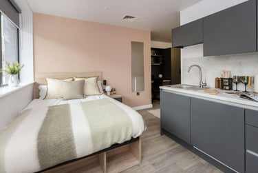 Classic Plus Studio at Headrow Court, Park Cross Street, Hyde Park, Leeds, LS12QJ - Image 2