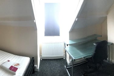 6 bed house, Ridgeway Terrace, Rampart Road, Leeds, LS62HU - Image 15