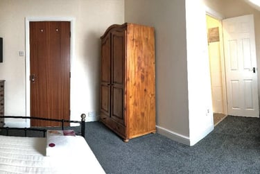 6 bed house, Ridgeway Terrace, Rampart Road, Leeds, LS62HU - Image 14