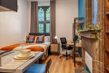 Classic Studio at The Priory, Springfield Mount, University Of Leeds, Leeds, LS29NG - Image 1
