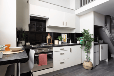 One Bed Flat - Image 2