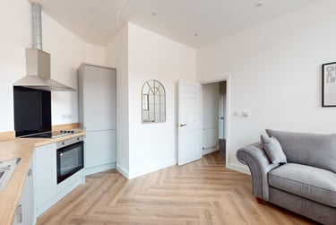 1 bed house, Castle boulevard, Lenton, Nottingham, NG71HA - Image 2