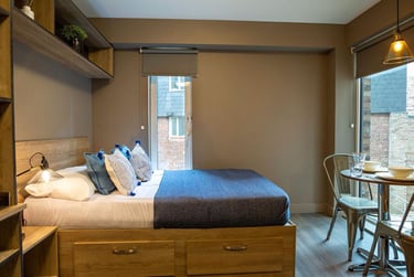 Deluxe Plus Studio at West Gate, Frog Street, Pennsylvania, Exeter, EX11FE - Image 5