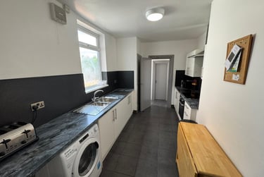 5 bed house, Clough Road, Newland, Hull, HU51QL - Image 3