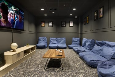 Platinum Apartment at Student Castle Reading, East Street, City Centre, Reading, RG14ET - Image 2