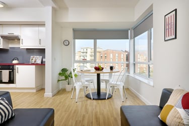 Platinum Ensuite at The Maltings, Haven Road, Greenstead, Colchester, CO28FU - Image 3