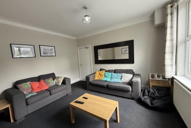 6 bed house, Fenwick Terrace, Nevilles Cross, Durham, DH14JJ - Image 2