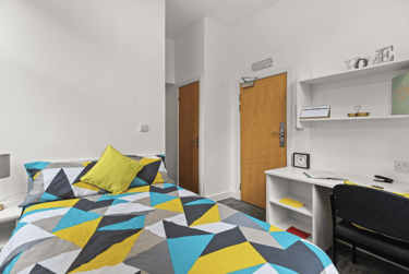 1 bed house, Newarke Street, City Centre, Leicester, LE15SP - Image 1