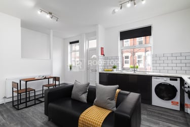 2 bed house, Brudenell Road, Hyde Park, Leeds, LS61BD - Image 5