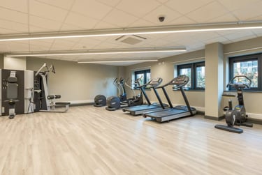 2 Bed Apartment - Image 6