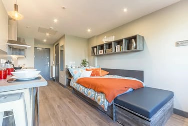 *£1,000 OFF Promo* Premium Studio at Lumis Living, Capital Quarter, City Centre, Cardiff, CF104BZ - Image 2