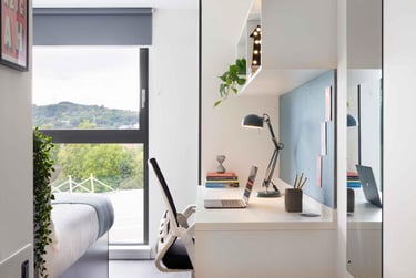 Basic En-suite - Image 3