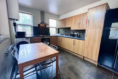 6 bed house, Springvale Road, Crookesmoor, Sheffield, S63NU - Image 3