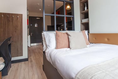 Classic Studio at Crown House, Regents Hill, Seven Dials, Brighton, BN13ED - Image 1