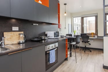 Premium Plus Studio at Crown House, Regents Hill, Seven Dials, Brighton, BN13ED - Image 3