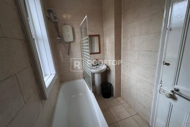 5 bed house, Walmsley Road, Burley, Leeds, LS61NG - Image 11