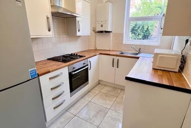 4 bed house, Vincent Road, Highfield, Sheffield, S71BW - Image 10