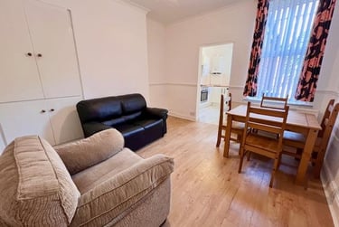 4 bed house, Vincent Road, Highfield, Sheffield, S71BW - Image 11
