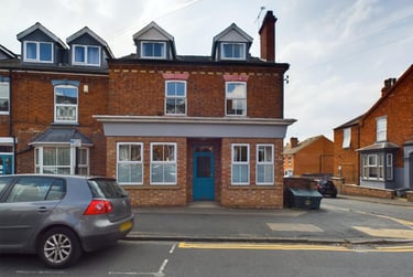 4 bed house, West Parade, West End, Lincoln, LN11QL - Image 2