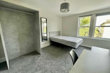 1 bed house, Whiteladies Road, Redland, Bristol, BS82QN - Image 11