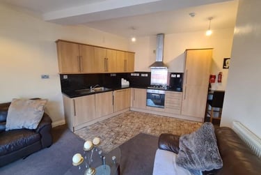 2 bed house, Bishop Street, Highfields, Leicester, LE16AF - Image 1