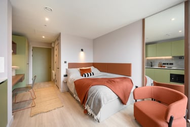 Deluxe Studio Wet Room at The Pepper Mill, 24-36 Dunedin Street, Marchmont, Edinburgh, EH74JG - Image 6