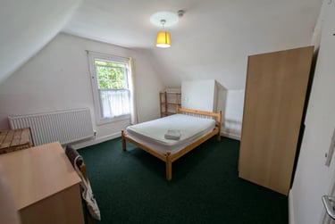 6 bed house, West Parade, West End, Lincoln, LN11JZ - Image 3